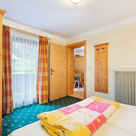 In Near Slopes * Saalbach-Hinterglemm